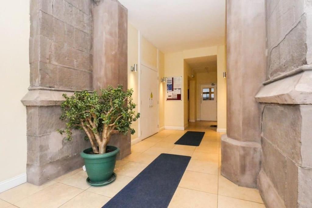 The Viewpoint, 2 Bedroom Apartment In Crieff Esterno foto